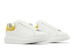 Кроссовки Alexander McQueen Alexander McQueen Oversized Sneaker 'White Yellow', белый - фото 9