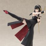 Фигурка Yor Forger SHF SPY X FAMILY BANDAI - фото 3