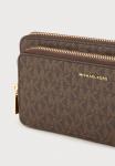 Сумка кросс-боди MICHAEL Michael Kors JET SET CONTINENTAL, Brown - фото 5