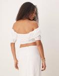 Укороченный топ с оборкой на шее цвета «кремовый» Narrated - фото 3