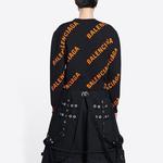 Свитер женский Balenciaga, черный / оранжевый - фото 4