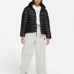 Женский пуховик Nike, цвет Black - фото 3