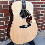 Акустическая гитара Larrivee D-60, Rosewood Back & Sides, Sitka Spruce Top, Satin Neck, Flame Maple Binding, Hard Case - фото 3