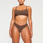 Бюстгальтер scoop SKIMS Fits Everybody, цвет Jasper - фото 2