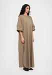 Платье STAUD ENZO MAXI DRESS, Taupe - фото 4