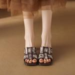 Шлепанцы женские Yeezyy Reezy, черный - фото 7