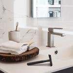 Многоразовая бритва с подставкой, черная + лезвие Bambaw - фото 5