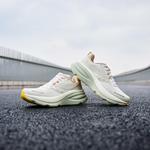 Ураган 24 Уайт Фоум женские Saucony, Уайт Сильвер - фото 6