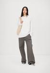 Топ Weekday OVERSIZED LONG SLEEVE , White - фото 2