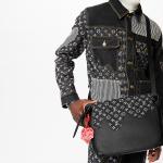 LOUIS VUITTON Сумка кросс-боди X Nigo Besace Tokyo Monogram Black - фото 6