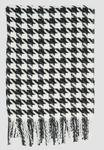 Шарф MIT HAHNENTRITT-MUSTER UND FRANSEN s.Oliver, черный - фото
