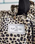 Косметичка Flat Lay Co. Drawstring - Cheetah Spots Flat Lay Company - фото 2