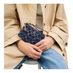 COACH Джинсовый синий клатч малого размера унисекс - фото 4