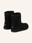 Ботинки UGG Classic II, черный - фото 2