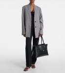 Большая кожаная сумка-тоут Lounge Toteme, черный - фото 5