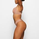 Деми бра SKIMS Wireless Form, цвет Sienna - фото 3