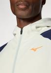 Толстовка Mizuno ATHLETICS JACKET, Mercury/Baritone Blue/Grey - фото 6
