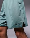Шорты Nike Training Totality Dri-FIT 7 дюймов зеленого цвета - фото 3