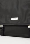 Сумка кросс-боди Calvin Klein SLEEK LARGE MESSENGER, Black - фото 4