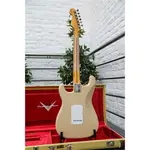 FENDER 55 Strat Journeyman MN Песочный - фото 4