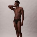 Трусы Triangle для мужчин Calvin Klein, черный - фото 11