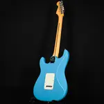 Fender American Professional II Stratocaster - Miami Blue (US240041807) - фото 12