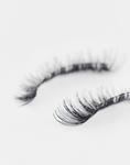 Ресницы Eylure Fluttery Light Lashes - №165, No. 165 - фото 4