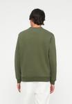 Толстовка Tommy Jeans FLAG CREW, Dark Greenery/Brown - фото 3