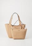 Сумка-шоппер Guess HELINA TOTE SET, Beige - фото 5