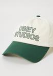 Бейсболка Obey Clothing STUDIOS 5 PANEL STRAPBACK UNISEX, Unbleached Multi/Off-White - фото 4