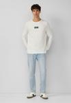 Топ s.Oliver LONGSLEEVE MIT FLAMMSTRUKTUR, Weiß/Off-White - фото 2