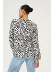 Блузка Kaffe, цвет black/white leaf print - фото 3