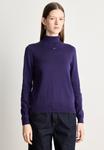 Джемпер Tommy Jeans ESSENTIAL SWEATER, Nocturnal Purple/Dark Purple - фото