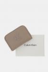 Кошелек Calvin Klein, бежевый - фото 5