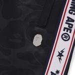Спортивные брюки BAPE Solid Camo One Point Relaxed Fit Sweatpants, Black - фото 3