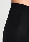 Корректирующее белье ONCORE MID-THIGH SHORT Spanx, черный - фото 4