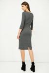 Серое приталенное трикотажное платье Conquista, серый - фото 4