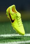 Кроссовки Nike Performance TIEMPO LEGEND 10 ACADEMY FG/MG, Volt/Black/Neon Yellow - фото