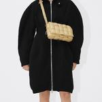 Бежевая стеганая футболка Bottega Veneta - фото 5