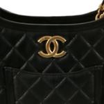 CHANEL Кожаная сумка хобо - фото 3