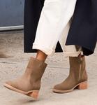 Женские модные ботинки Blondo Cassidie, Taupe - фото 9