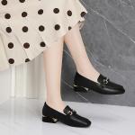 Лоферы женские черные с золотистым шелковым кроликом - фото 5