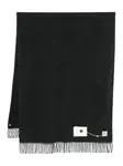 Кашемировый шарф с бахромой Toteme, черный - фото