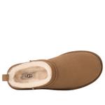 Ботинки (WMNS) UGG Classic Micro Boots 'Chestnut' - фото 5