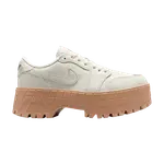 Кроссовки Wmns Air Jordan 1 Low Brooklyn 'Light Madder Root', кремовый - фото