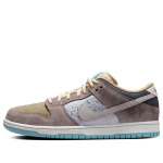 Кроссовки sb dunk low Nike, коричневый - фото