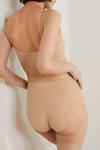 SKIMS Бесшовные трусы Sculpt средней талии - глина, бежевый - фото