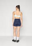 Леггинсы HIGH WAISTED PURELUXE SHORT Fabletics, темно-синий - фото 3
