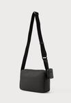 Сумка кросс-боди Calvin Klein UTILITY CAMERA BAG, Black - фото 2