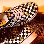 Кеды Vans Wallpaper Authentic Smiley 'Black White', черный - фото 7